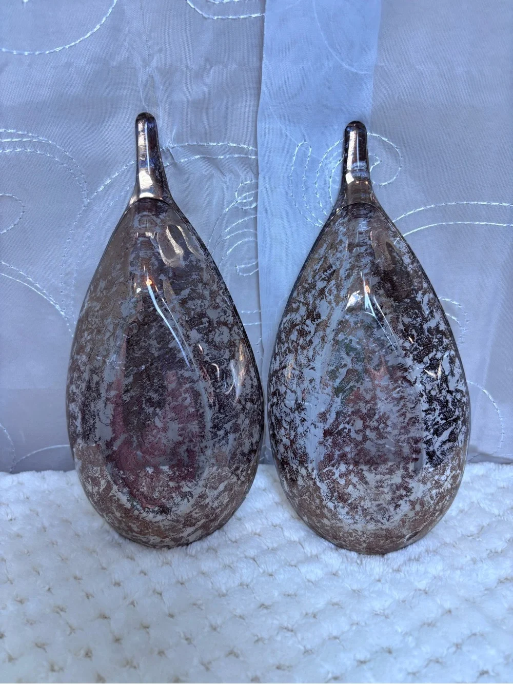 Gold Metallic Leaf-Shaped Decorative Dishes - Set of 2
